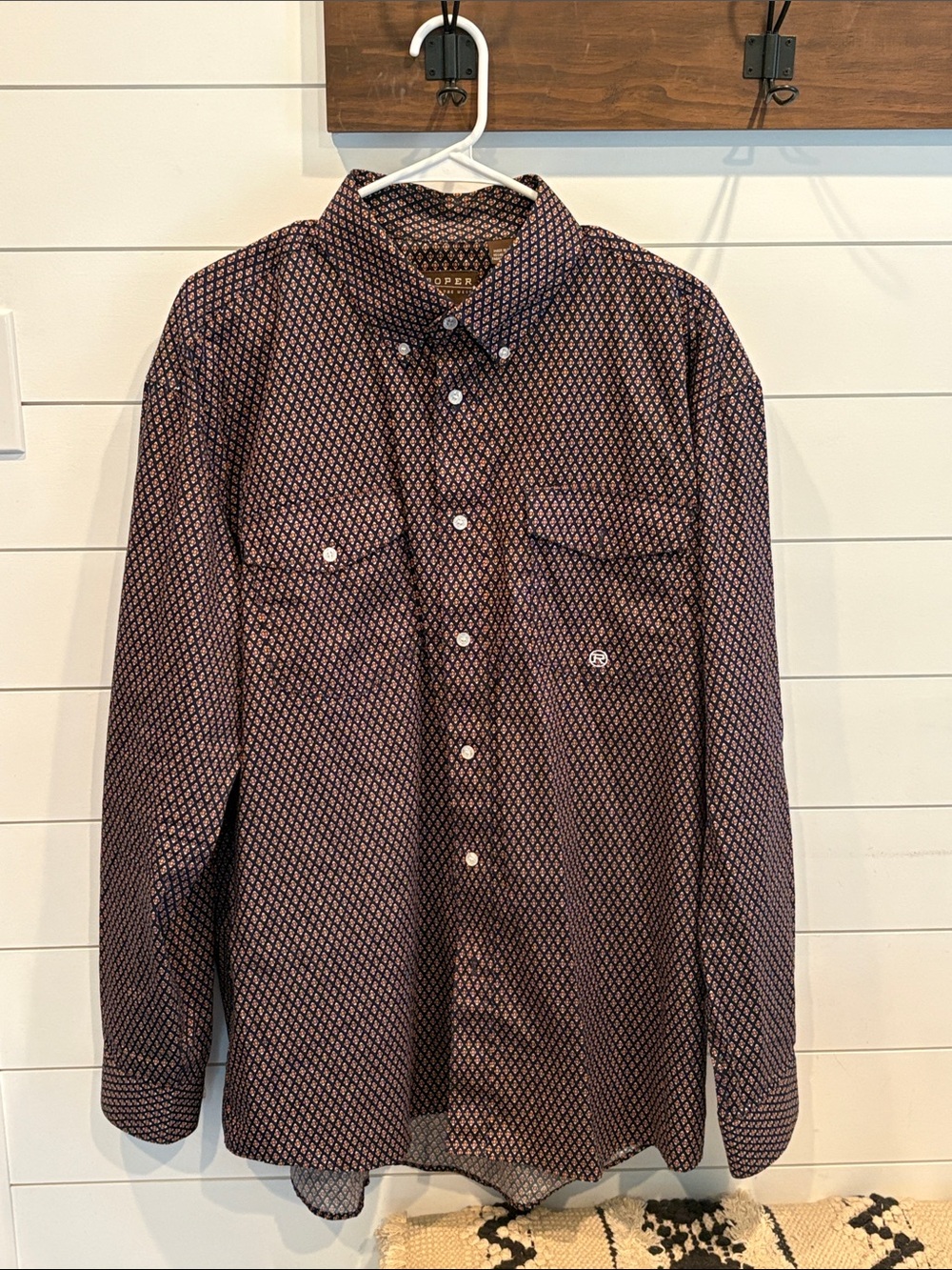 Roper Men's Button-Down Shirt in Maroon and Navy Geometric Print